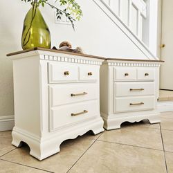 Pair of two-tone nightstands, side tables, Endtables, lamp stands