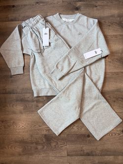 Alo Yoga Sweatsuit Set with Tags