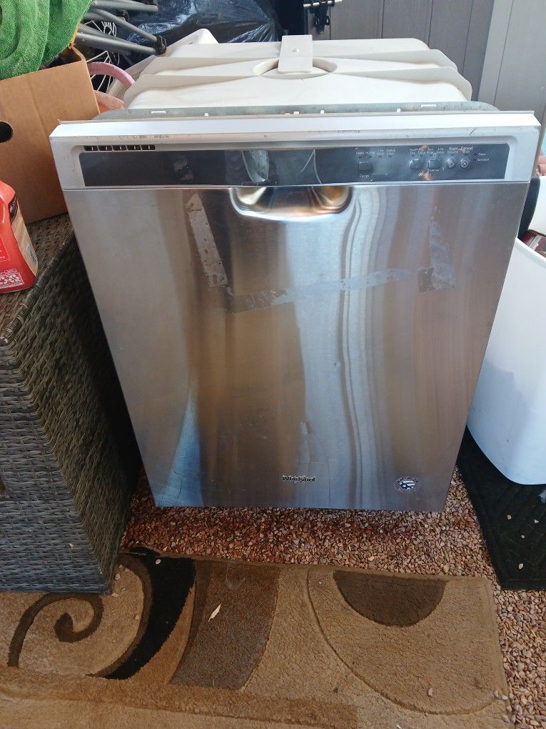 Whirlpool stainless steel dishwasher