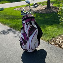 Women’s Golf Clubs And Bag