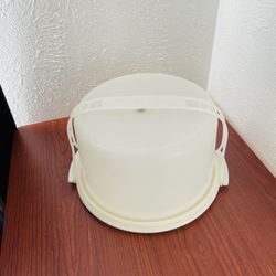Vintage Tupperware Cake Carrier 10”