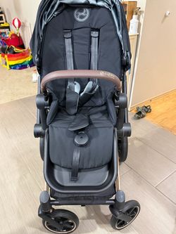 CYBEX e-Priam Stroller – Rosegold Frame + Priam Seat Pack – $850 OBO
