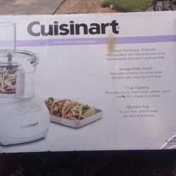 Cuisinart 7 Cup Food Processor 