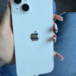 White IPhone 14 plus