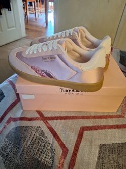 New Juicy Couture Shoes 
