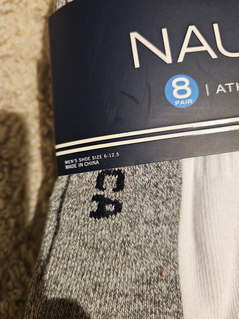NWT Pair of Coach Signature Logo Socks for Sale in Washington, DC - OfferUp