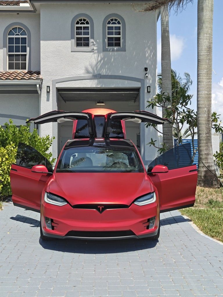 2021 TESLA X LUDICROUS