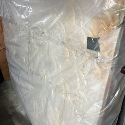 Mattress and hard mattress