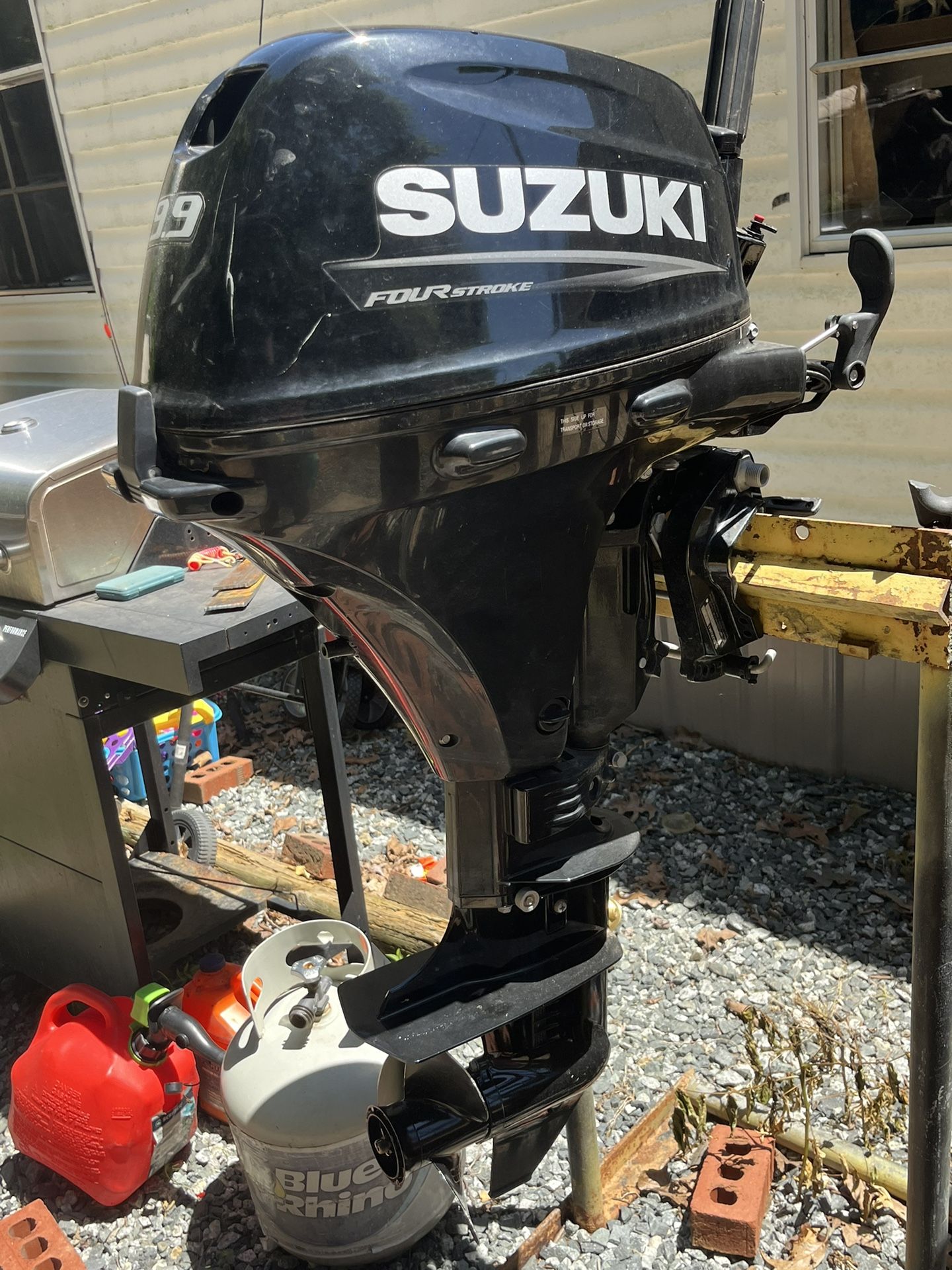 2023 Suzuki 2.2