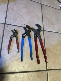 Three Pliers Set