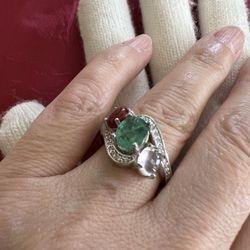 Silver Ring ,3 Natural Stone(Emerald ,Agate ,Quartz )size https://offerup.com/redirect/?o=Ny5OZXc= Never Been Used 