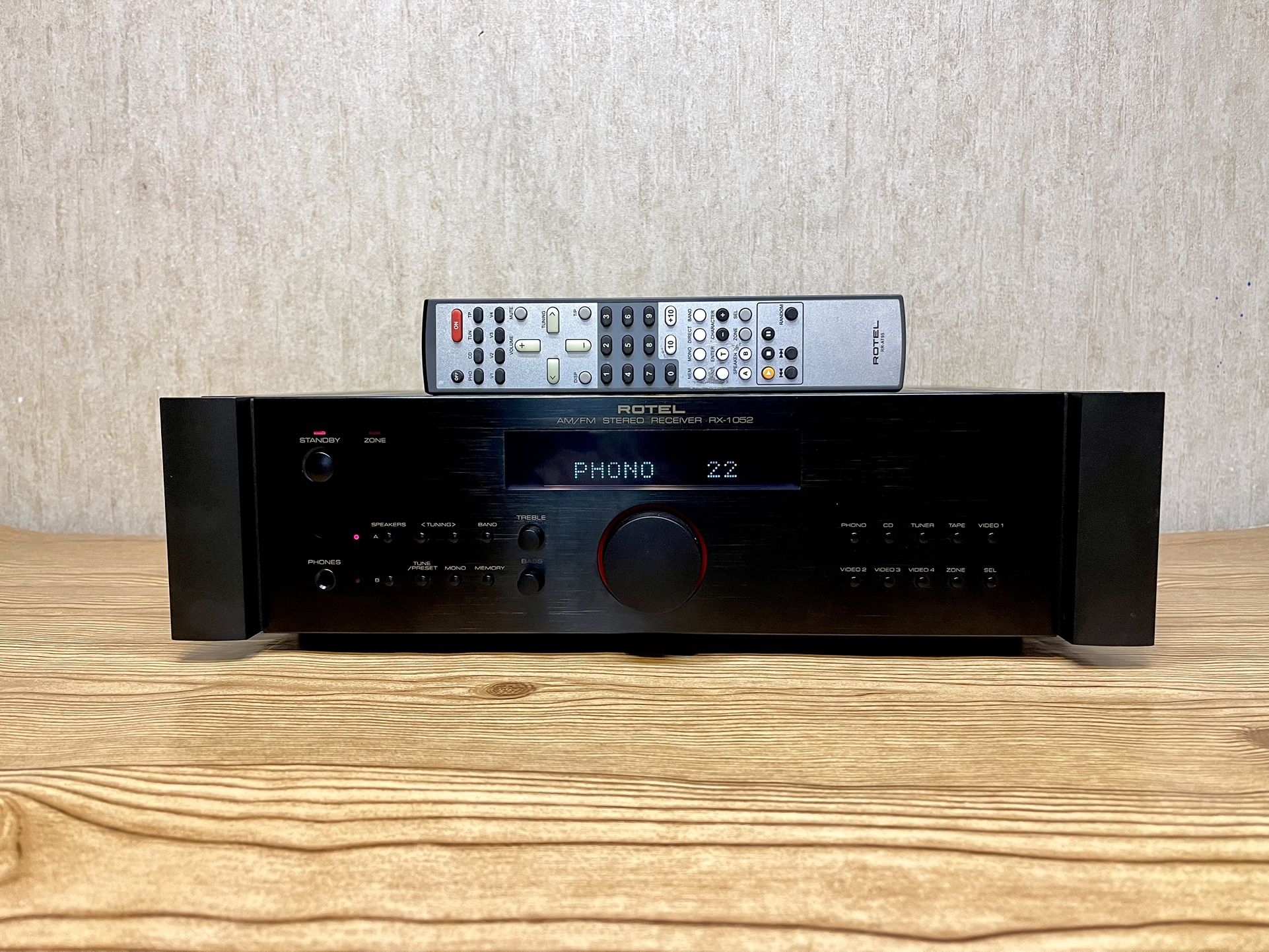 Rotel RX-1052 Stereo A/V Receiver w/ Phono & Remote