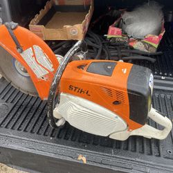Steel TS 700 concrete cutting saw excellent shape with blade $1000 firm