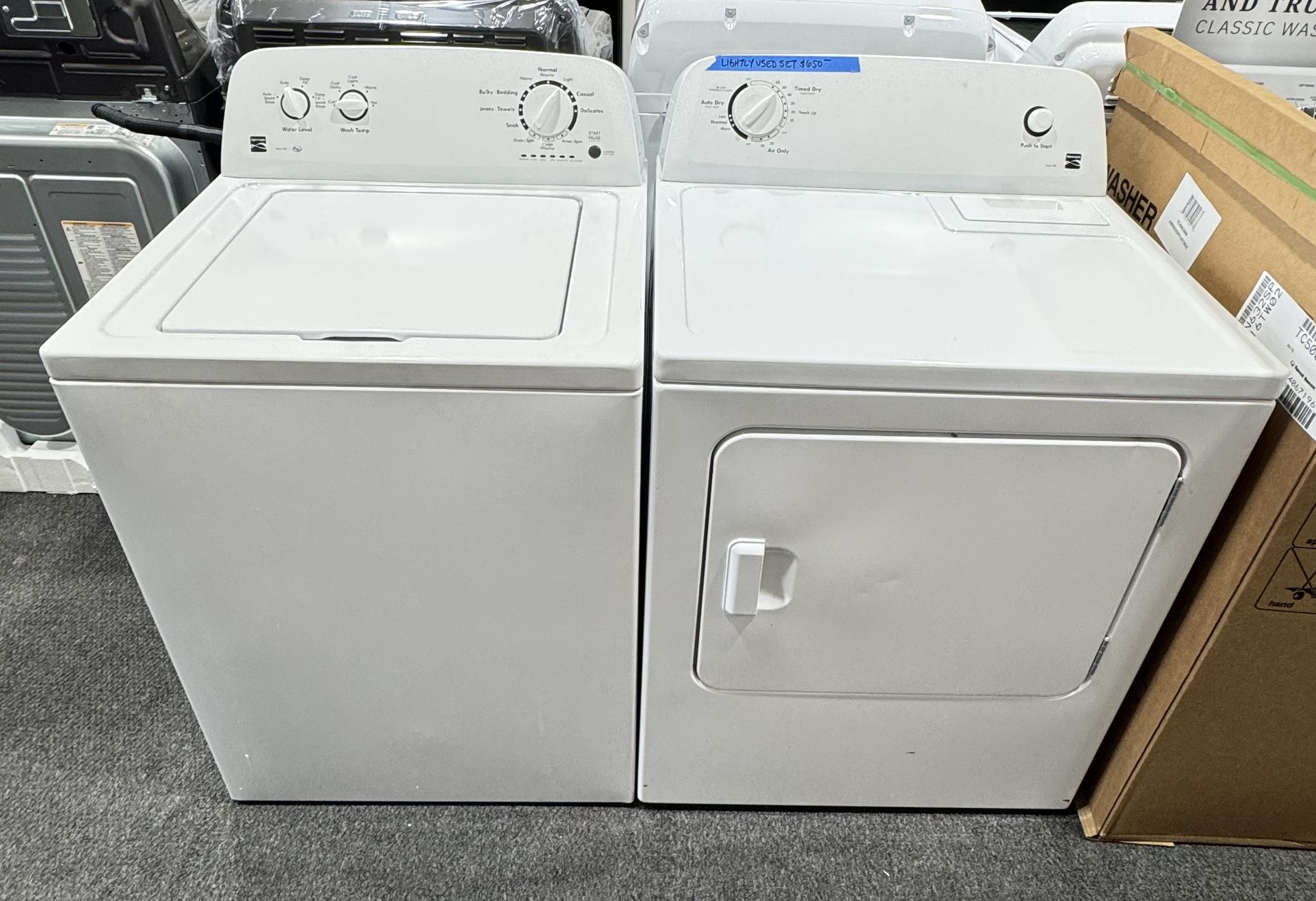 Lightly Used Washer & Dryer Set