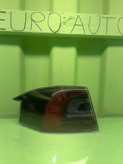 2016 2017 2018 2019 2020 2021 Tesla Model S Left Driver Side Outer Tail Light OEM 6005918-00-G