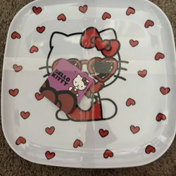 Hello Kitty Dinner Plates