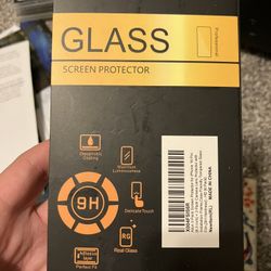 iPhone 16 Pro Screen Protector 3 Pack