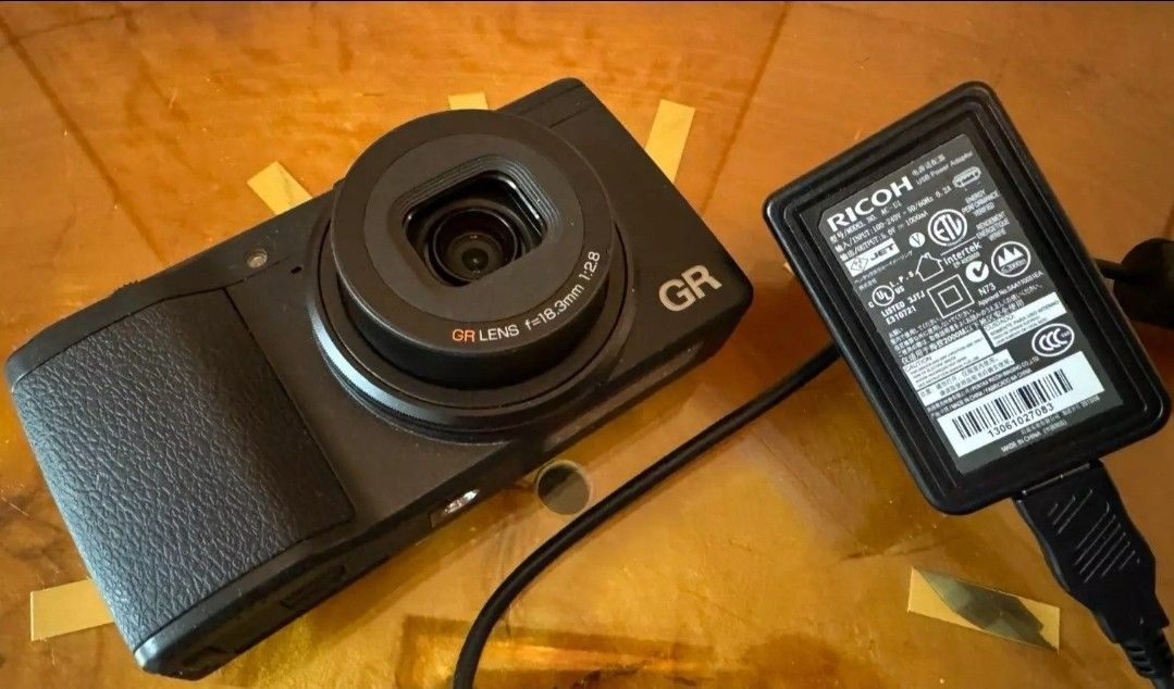 RICOH GR III