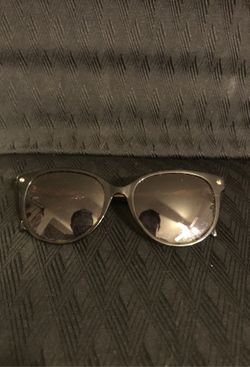 Alexander mcqueeen sunglasses