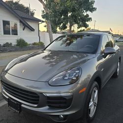2015 Porsche Cayenne Hybrid