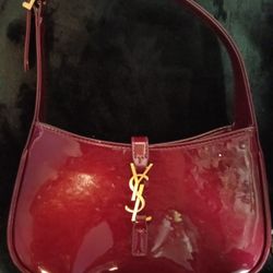 Yves Saint Laurent 