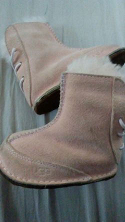 Baby boots uGG size small