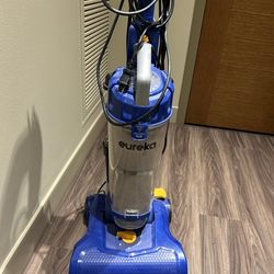 Eureka Vacuum cleaner