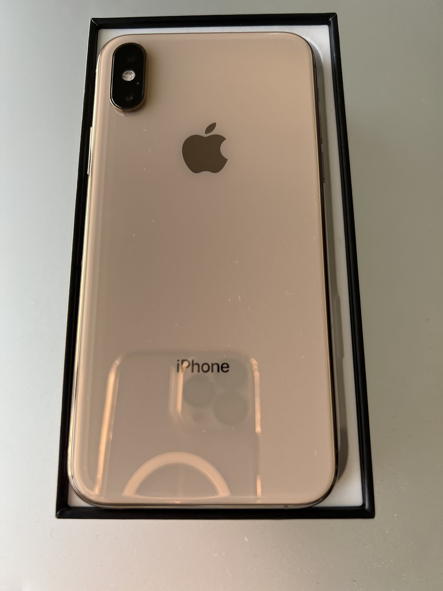 Iphone XS Gold 64GB ANY CARRIER - Cell phones & Accessories