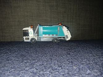 Garbage Collecters Lego Build