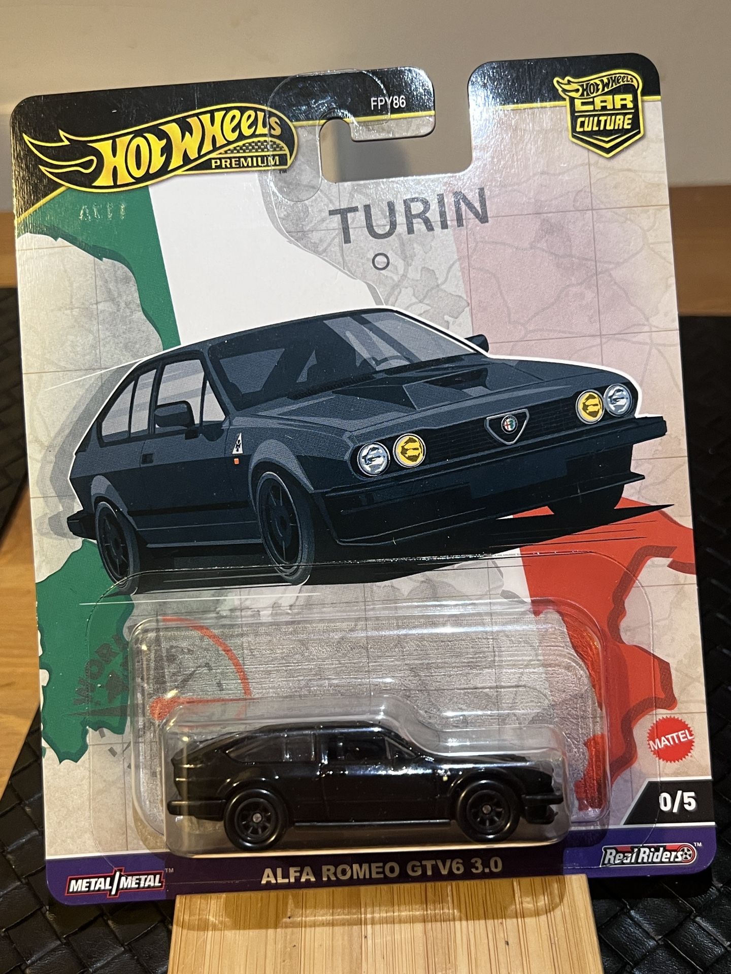 CHASE ! Hot Wheels 2024 Car Culture Alfa Romeo GTV6 3.0 World Tour w/ Protector