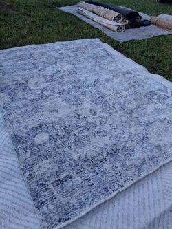 LOTS OF NICE 5 BY 7 AREA RUGS