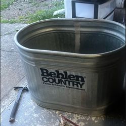 Behlen Country Farm And Ranch Round Tanks