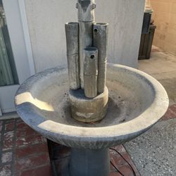 Modern Outdoor Fountain by Al’s Art Garden