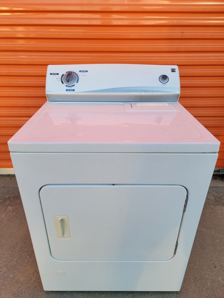 Newer, Kenmore, Large Capacity, Gas Dryer!!! Excellent Condition!!! It Works Perfectly!!! It Runs Very Smooth and Quiet!!! Must See To Appreciate!!!
