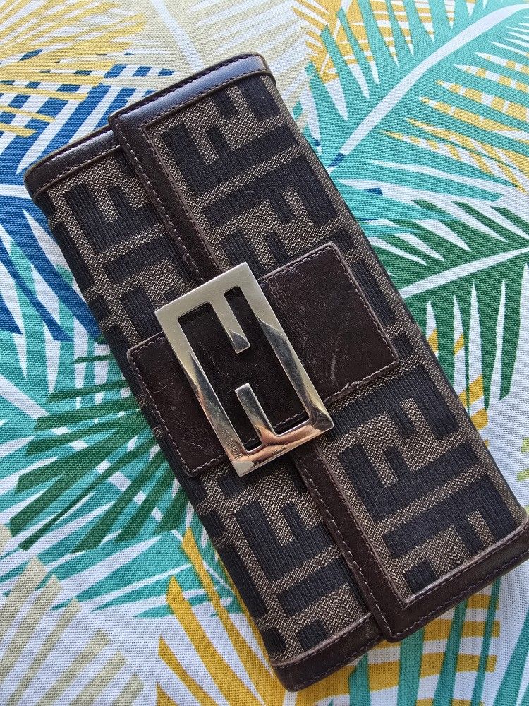Authentic FENDI Zucca Wallet
