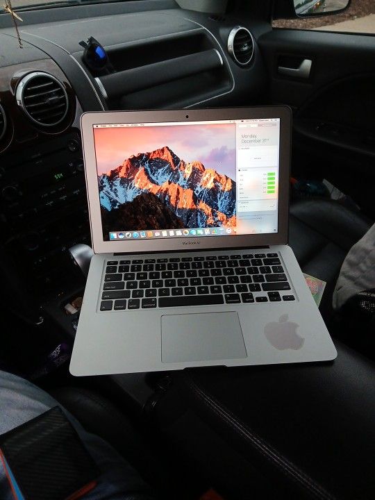 Apple MacBook Air