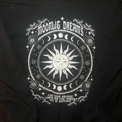 Woman’s Sweatshirt 