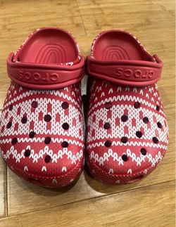 Red Crocs Christmas sweater  size 1y