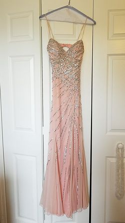 GORGEOUS Pink/peach prom dress
