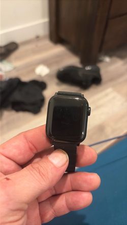 Apple wats se3 cellular+ gps