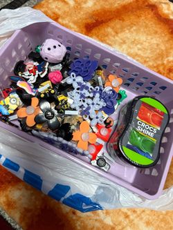 Croc charms