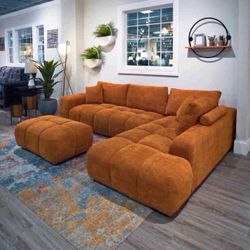 Limited time offer: exclusive deals on sectionals| Finance and delivery available!