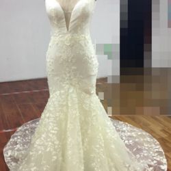 Wedding dress 