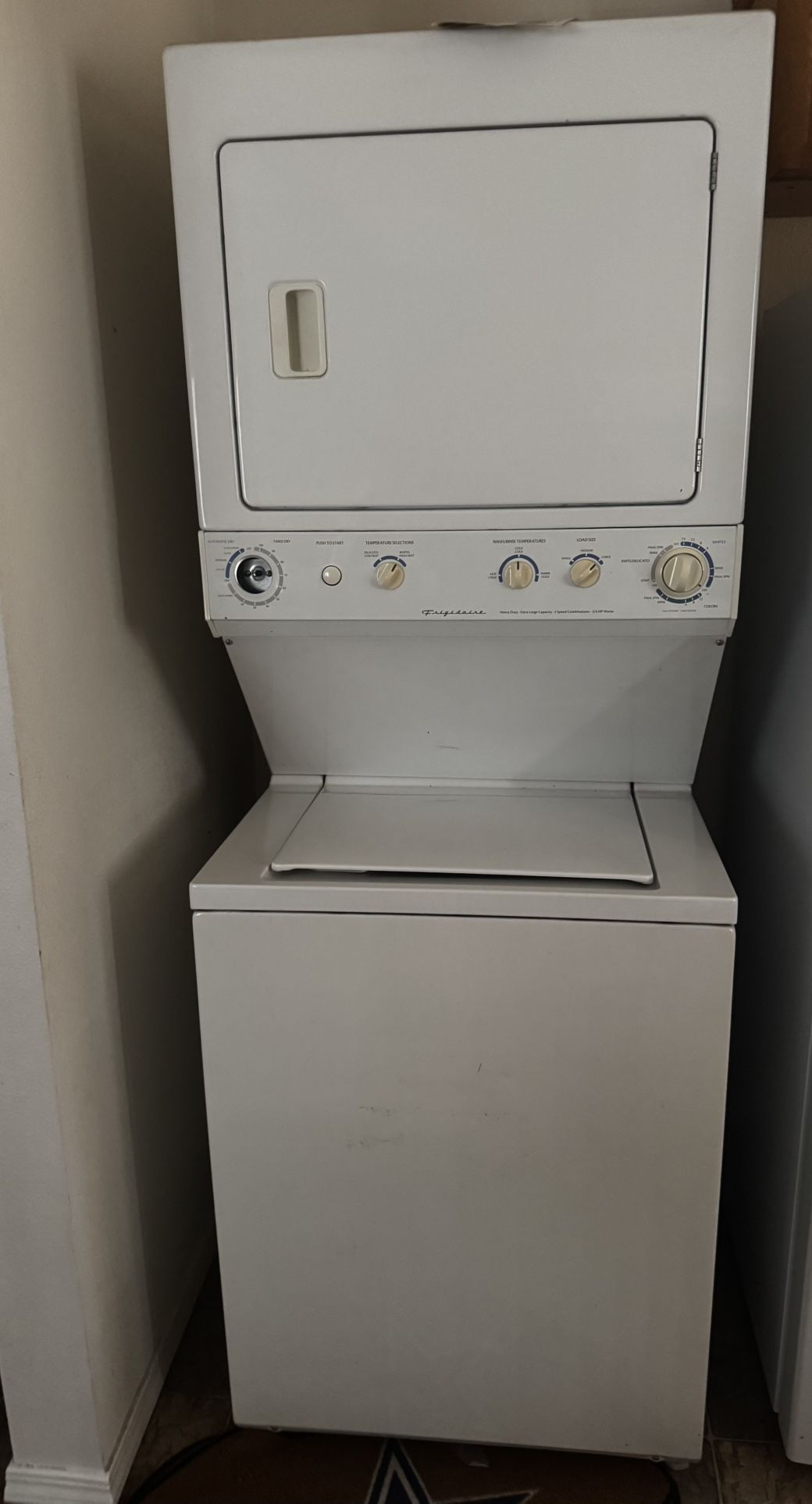 Fridgedaire Washer And Dryer