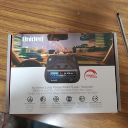 Uniden R3 EXTREME  LONG RANGE RADAR... NEW IN UN OPENED BOX