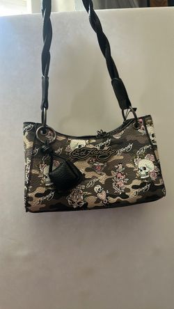 camo hand bag