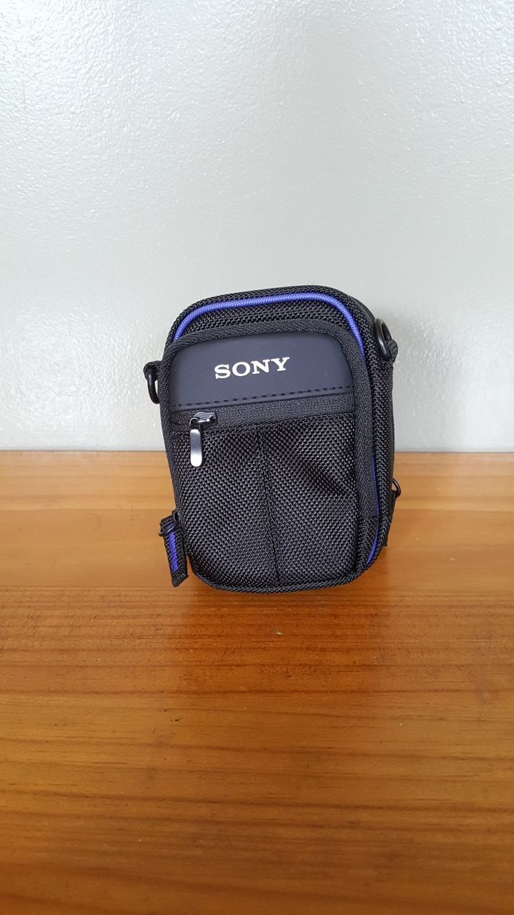 Sony LCS-CSJ soft carry case for Sony S,W,T and N series digital cameras
