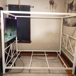 Queen Metal Canopy Bed Frame 