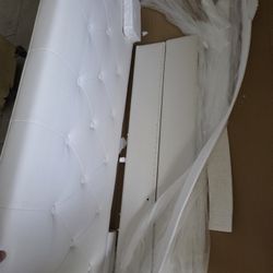 Queen Size Bed With Support Slats