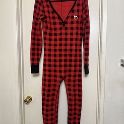 Pj’s checkered red and black